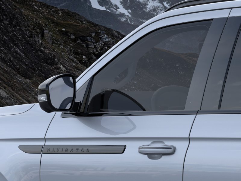 New 2026 Lincoln Navigator Reserve w/ Jet Appearance Package AWD/4WD image 20