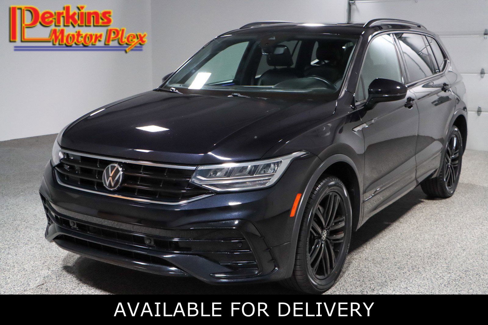 Used 2022 Volkswagen Tiguan SE R-Line