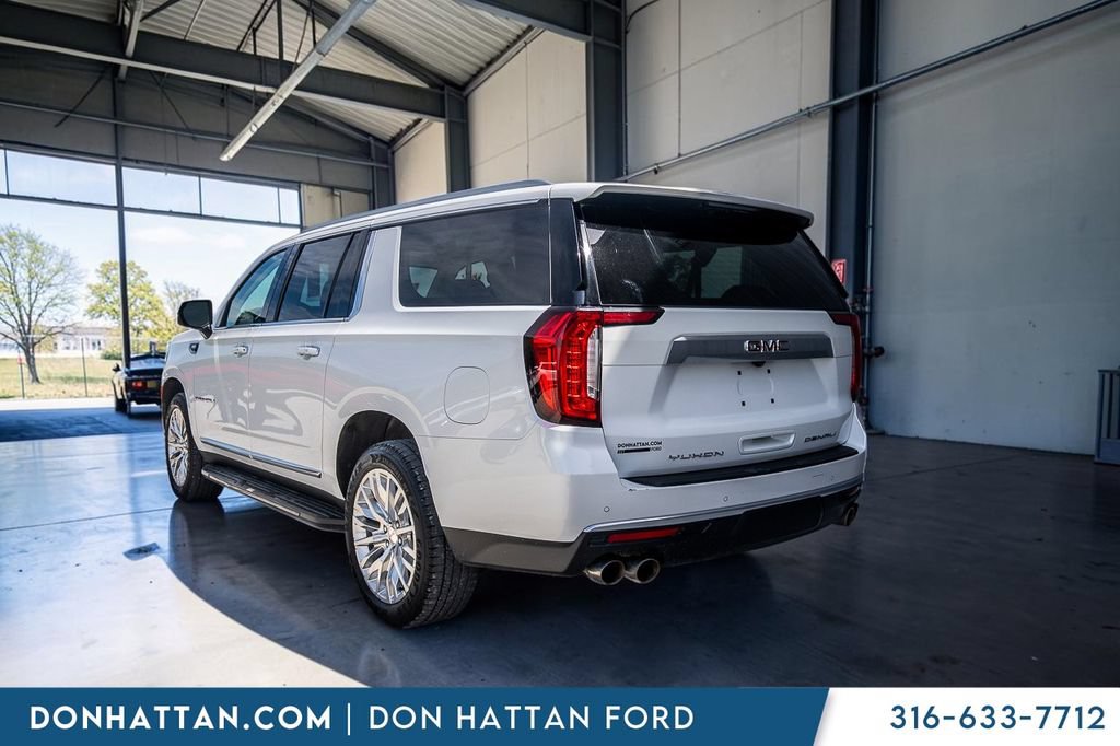 Used 2024 GMC Yukon XL Denali AWD/4WD image 32