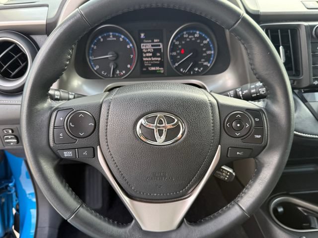 Used 2018 Toyota RAV4 XLE w/ Plus Extra Value Package FWD image 18