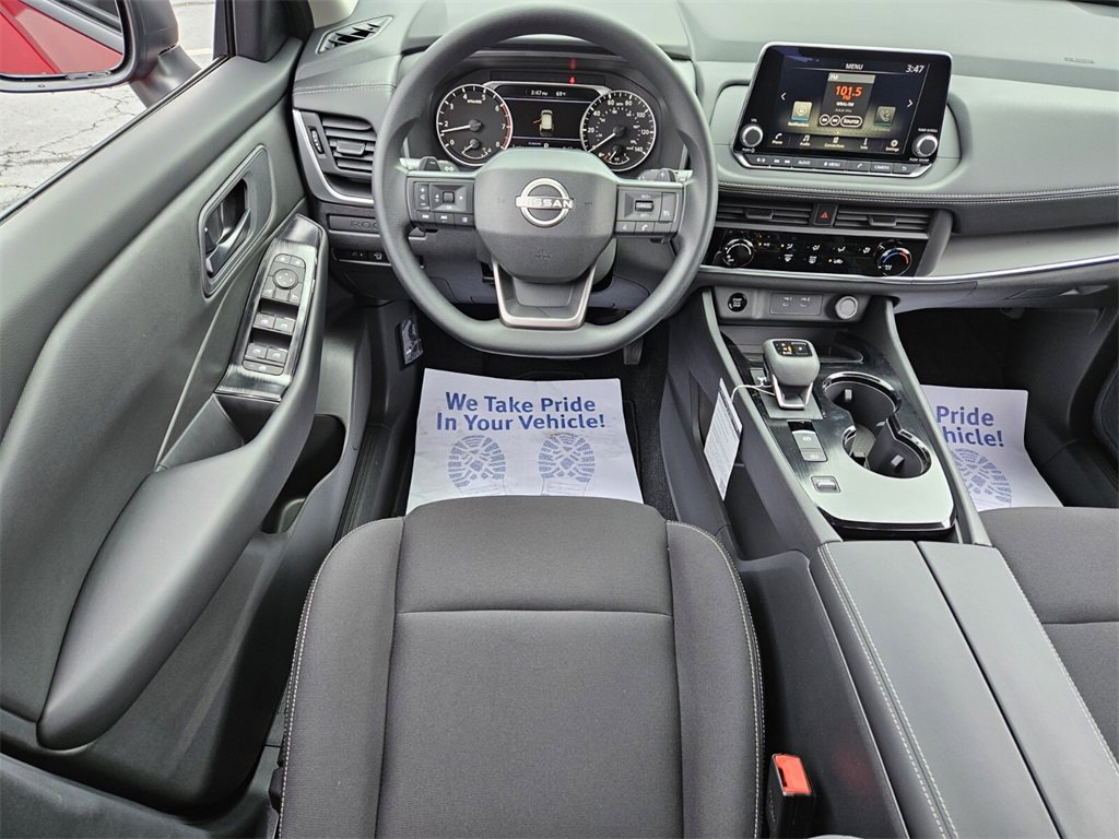 New 2026 Nissan Rogue S image 6