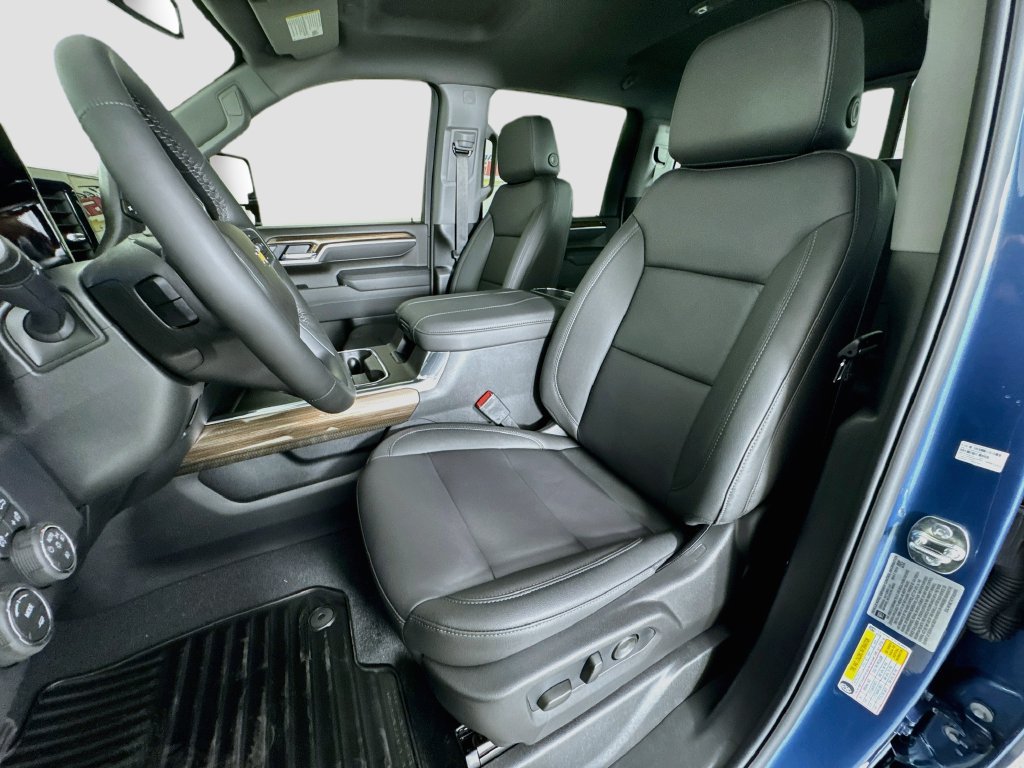 New 2026 Chevrolet Silverado 2500 LT w/ Texas Edition AWD/4WD image 12