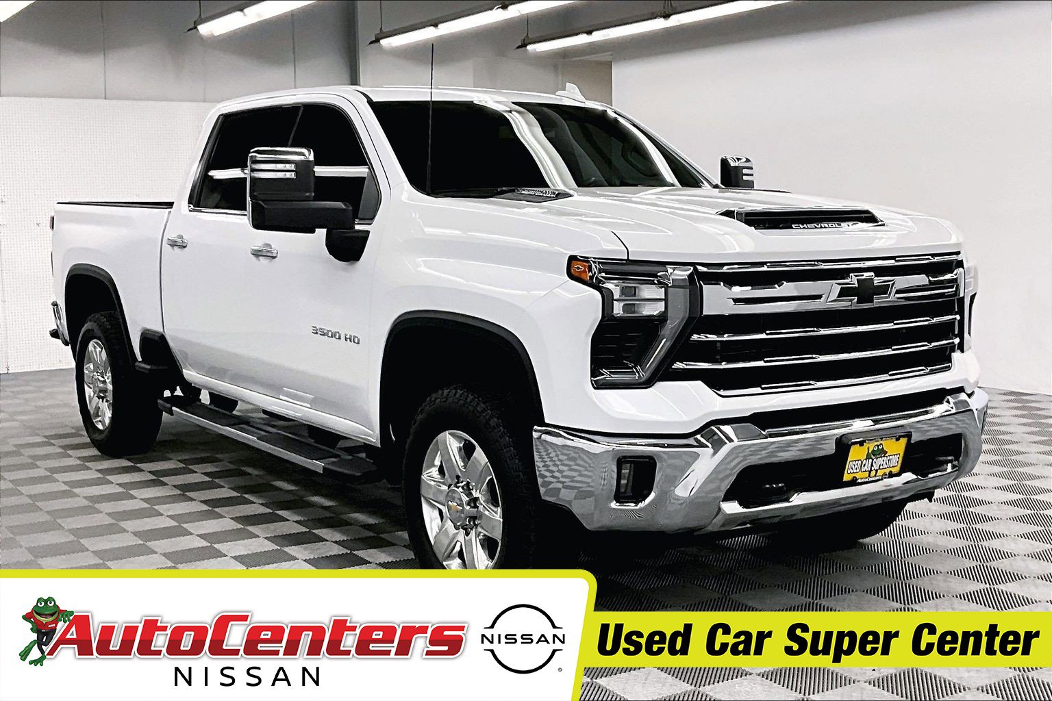 Used 2024 Chevrolet Silverado 3500 LTZ AWD/4WD image 1