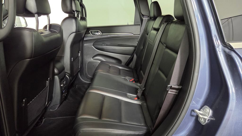 Used 2019 Jeep Grand Cherokee Limited w/ Trailer Tow Group IV AWD/4WD image 32