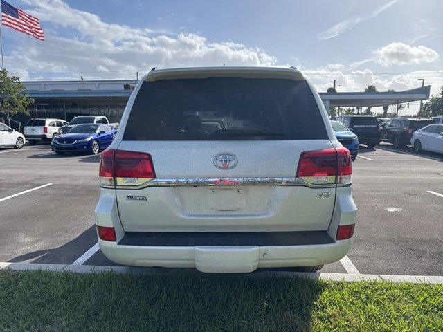Used 2021 Toyota Land Cruiser image 6