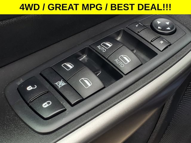 Used 2020 Jeep Cherokee Latitude Plus w/ Cold Weather Group AWD/4WD image 13