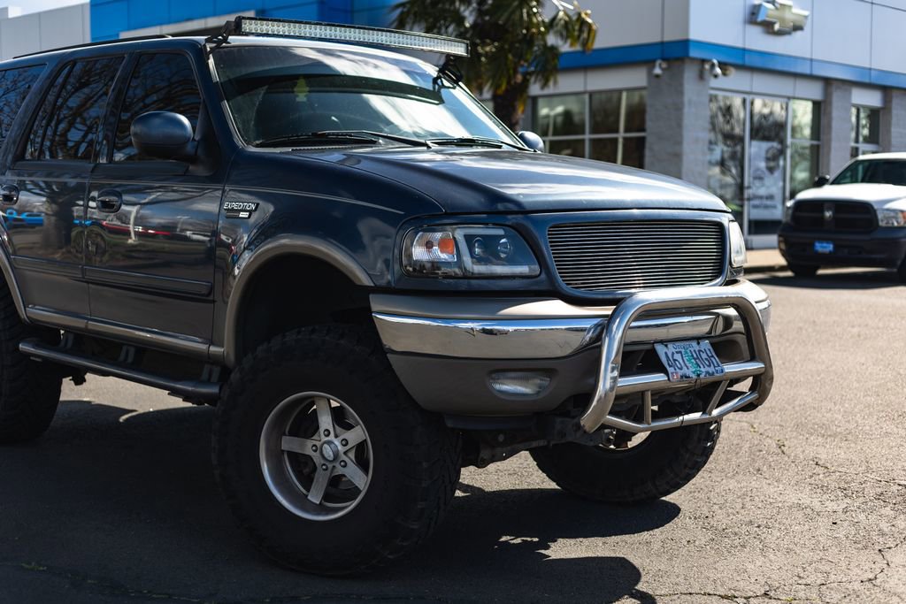 Used 2001 Ford Expedition Eddie Bauer image 3