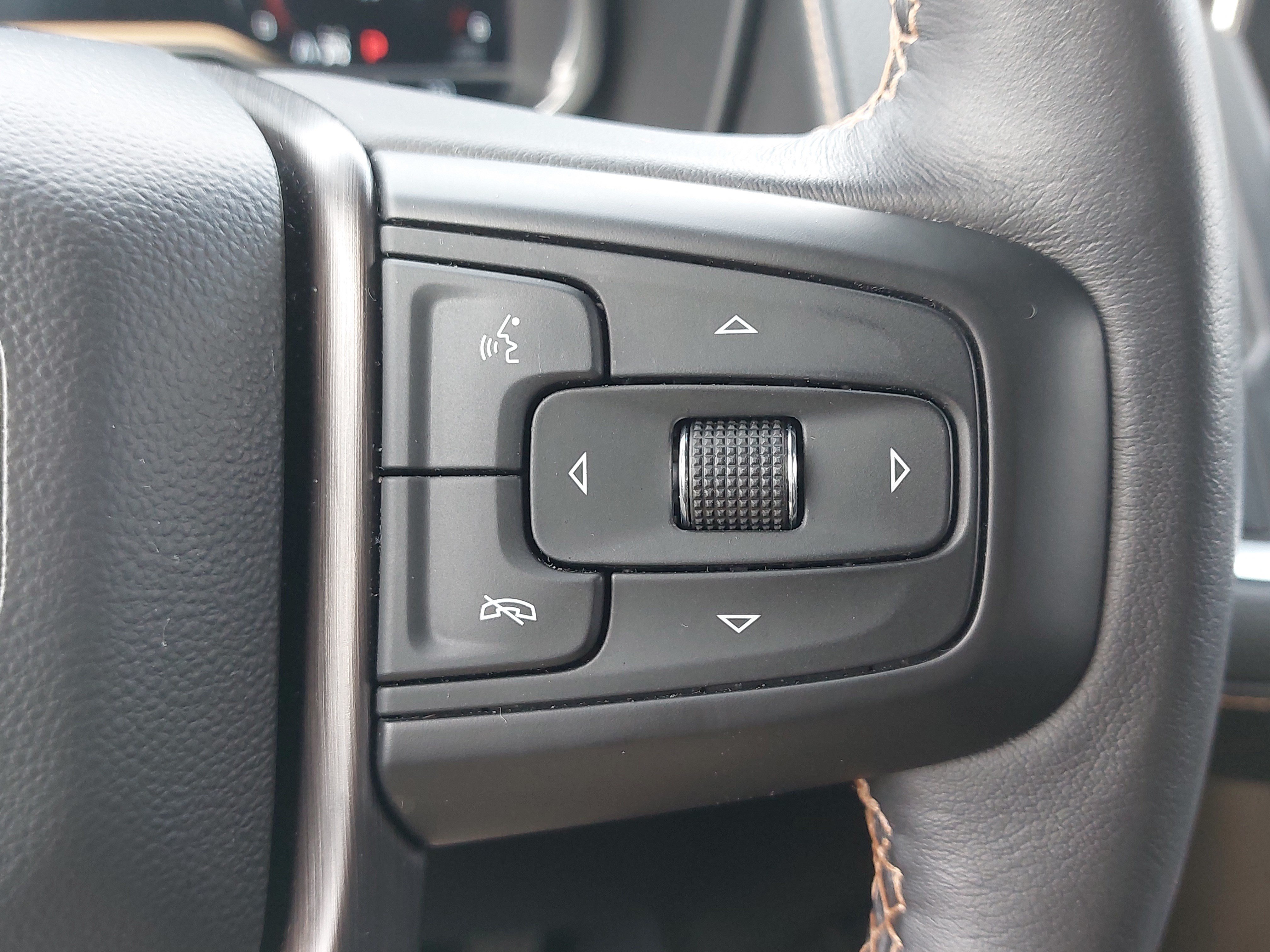 Used 2022 GMC Yukon XL AT4 AWD/4WD image 20