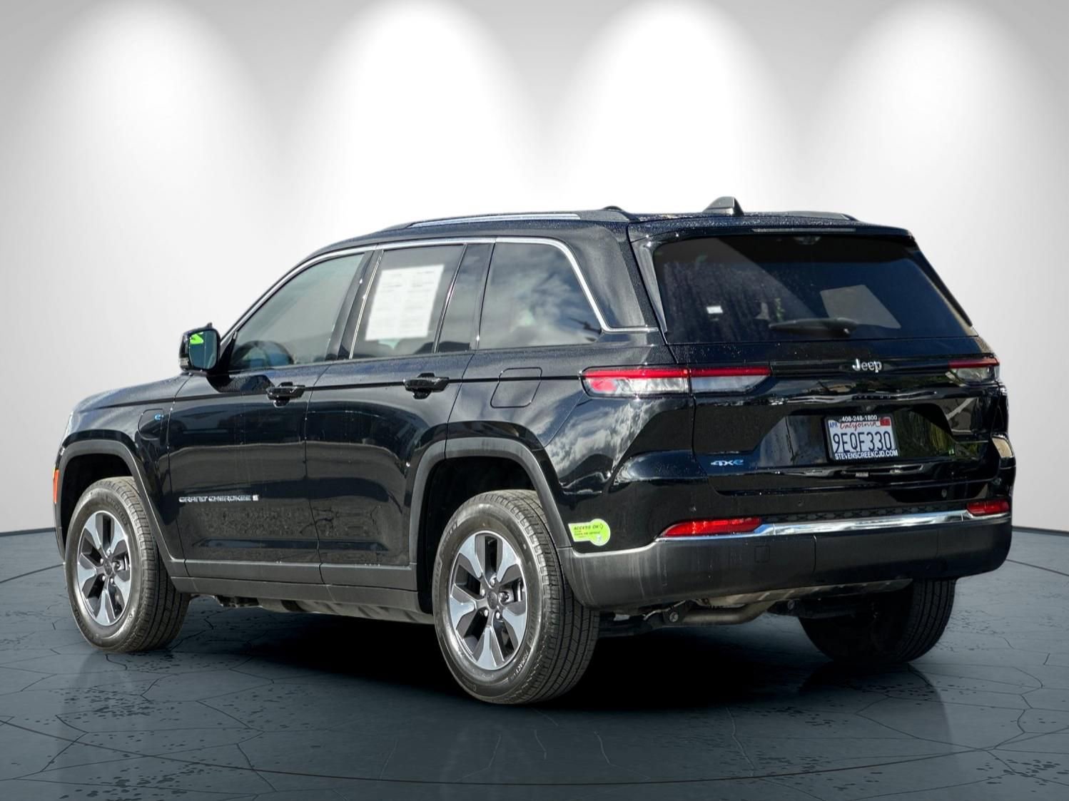 Used 2022 Jeep Grand Cherokee Limited 4xe w/ Luxury Tech Group II image 6