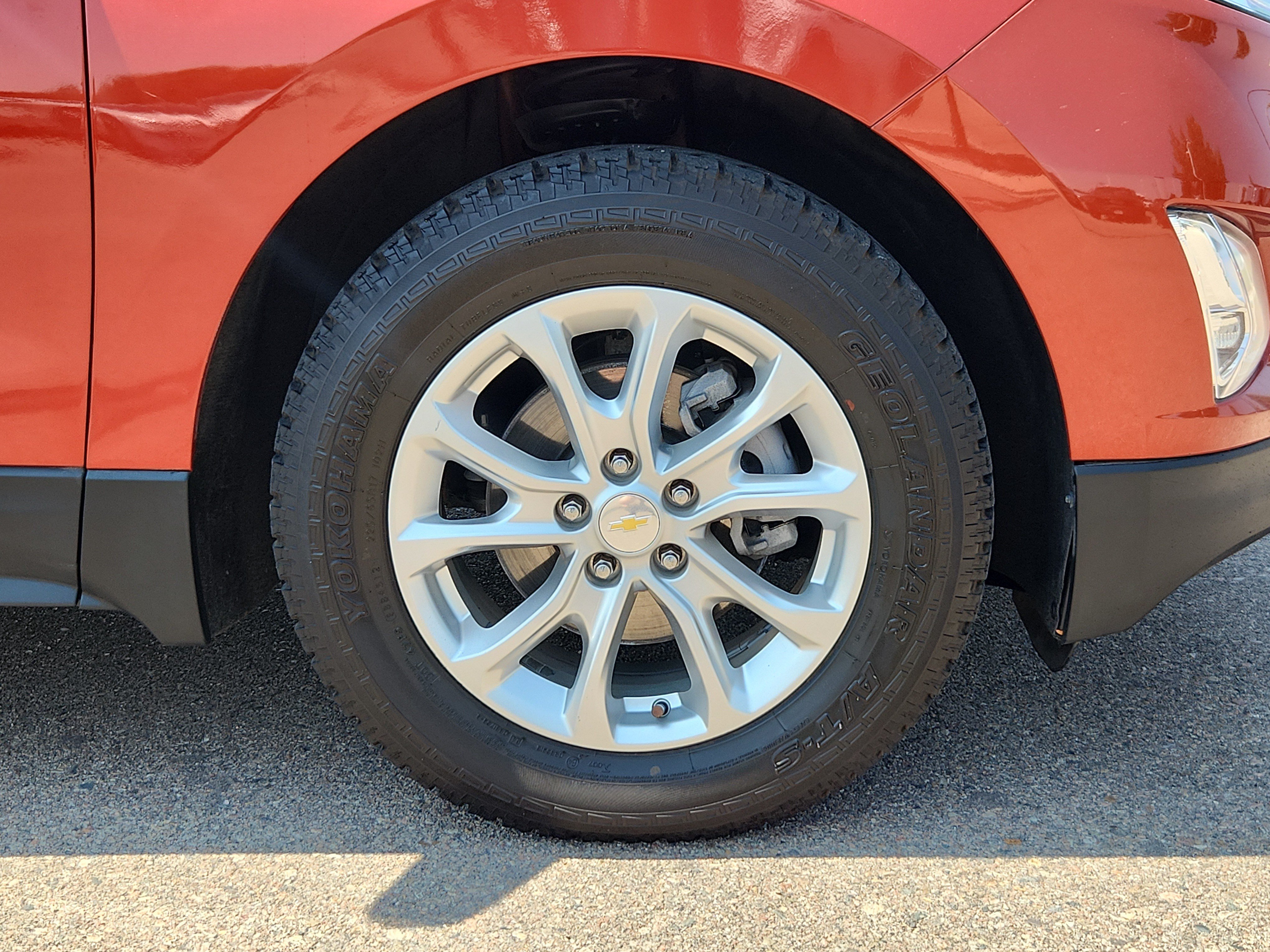 Used 2020 Chevrolet Equinox LT FWD image 18