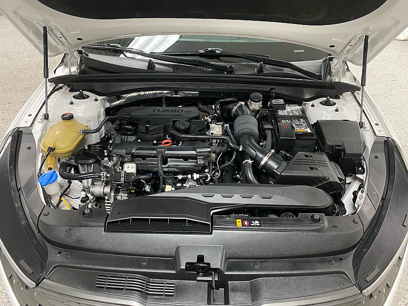 Used 2021 Kia K5 LXS image 17