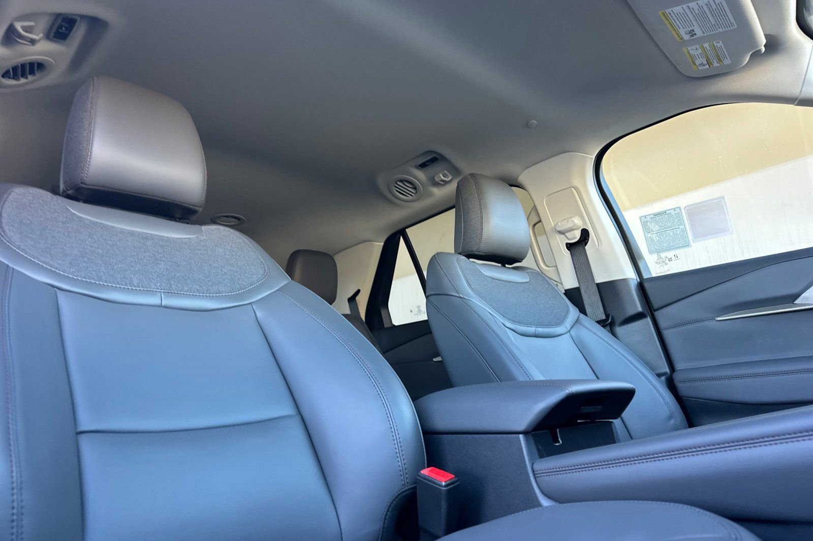 New 2026 Ford Explorer Active w/ Active Comfort Package image 15