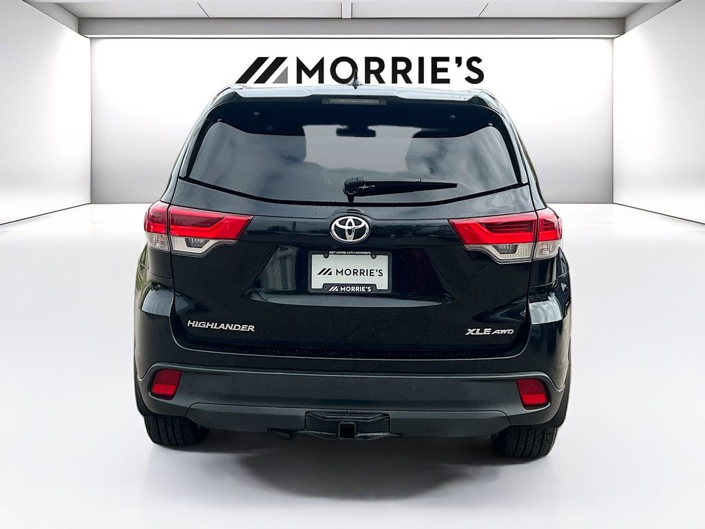 Used 2019 Toyota Highlander XLE AWD/4WD image 6