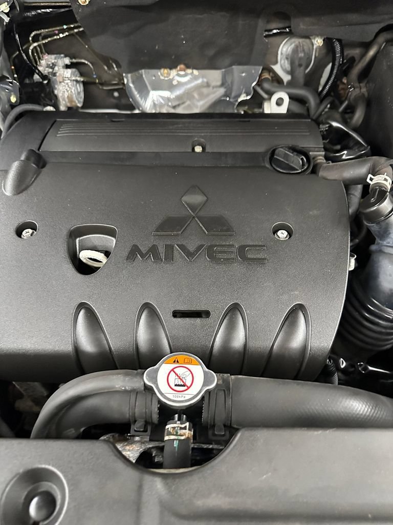 Used 2016 Mitsubishi Outlander Sport ES FWD image 7