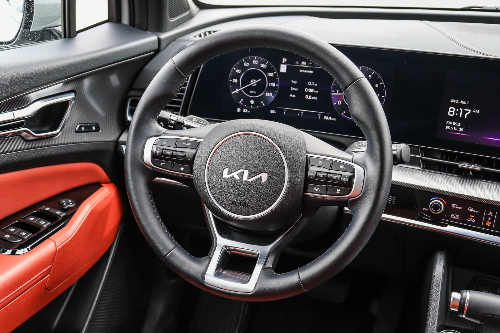Used 2025 Kia Sportage SX FWD image 16