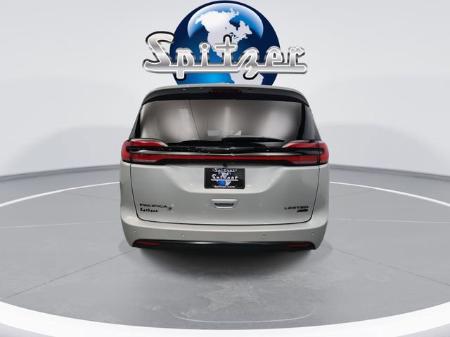 New 2026 Chrysler Pacifica Limited w/ S Appearance Package image 8