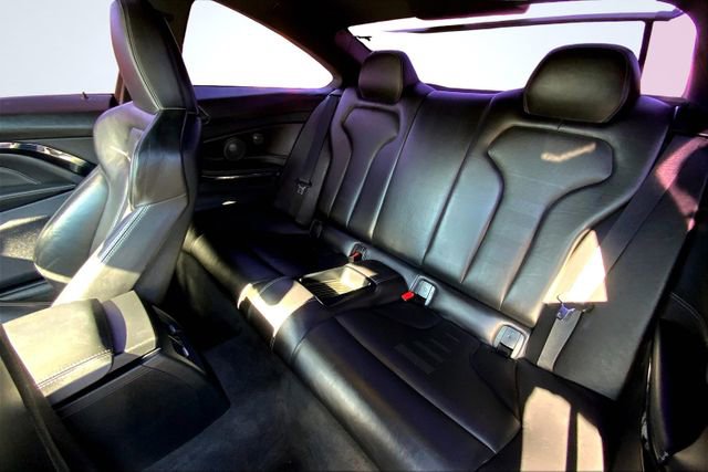 Used 2015 BMW M4 Coupe image 28