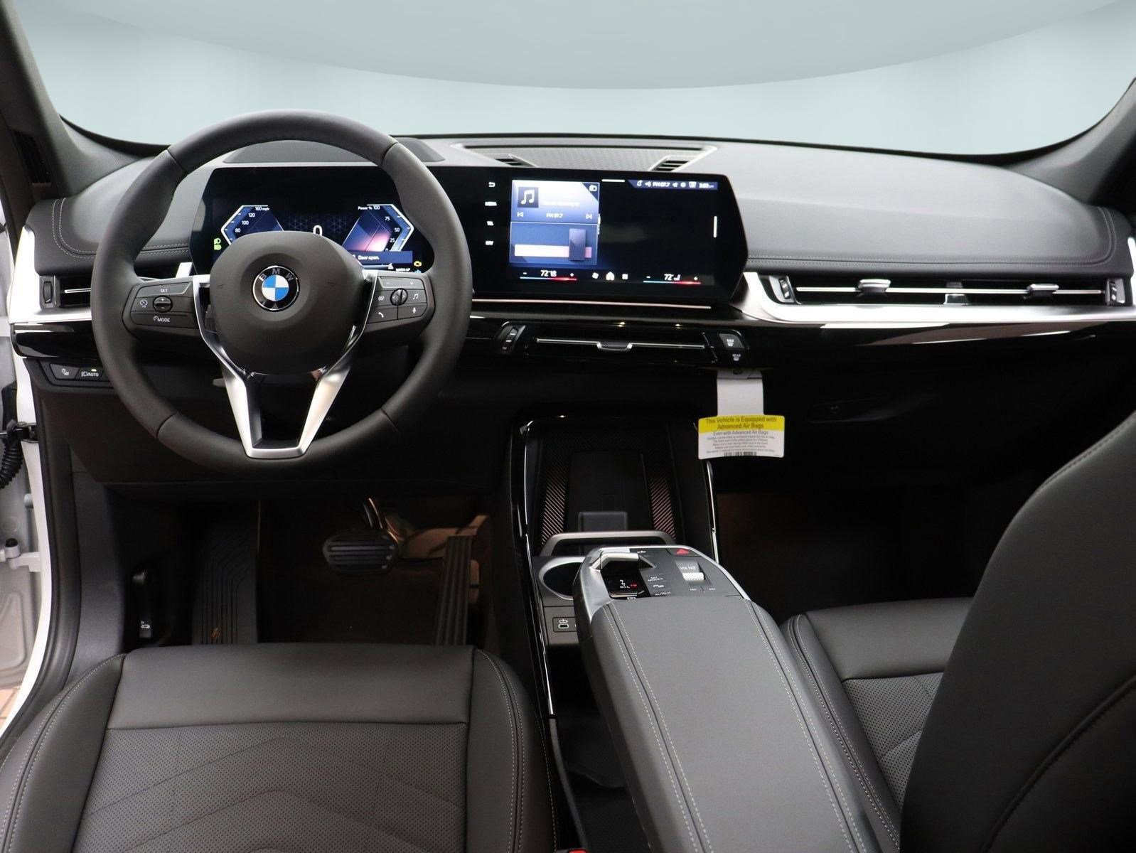 Used 2025 BMW X1 xDrive28i w/ Technology Package image 10