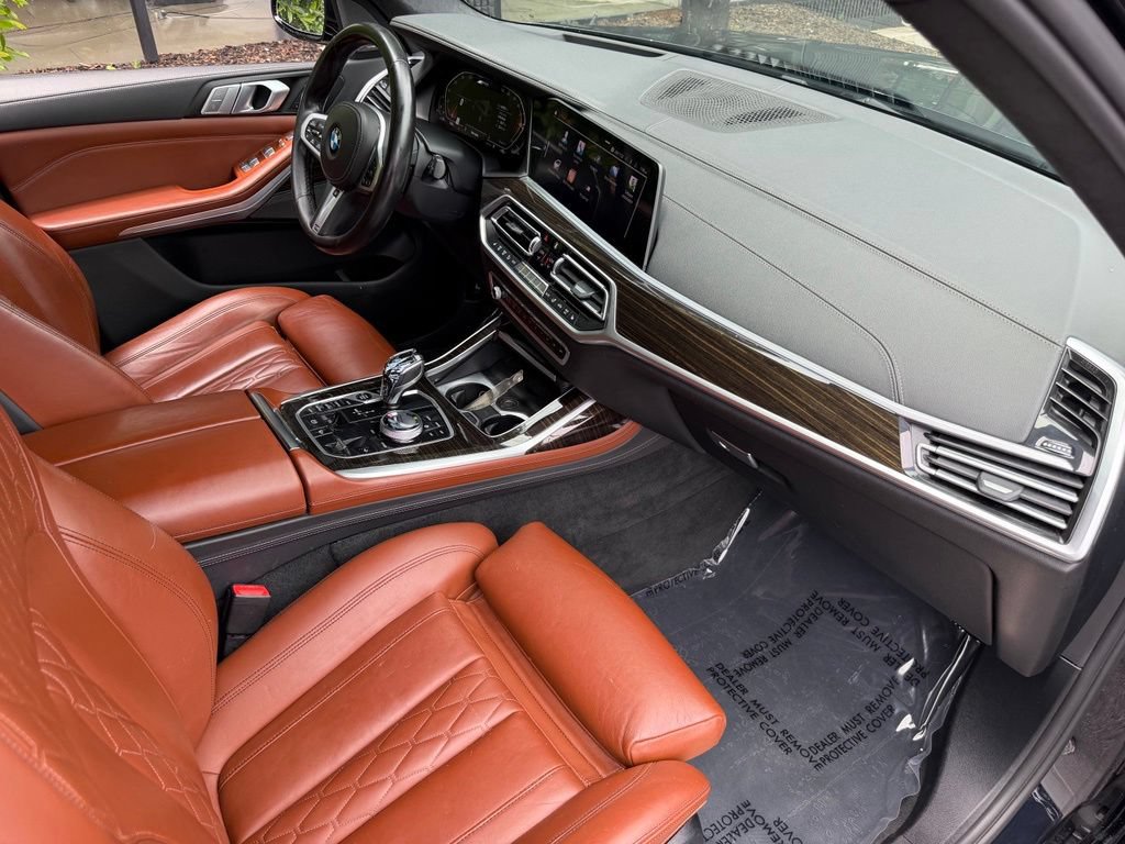 Used 2021 BMW X7 xDrive40i w/ M Sport Package AWD/4WD image 33