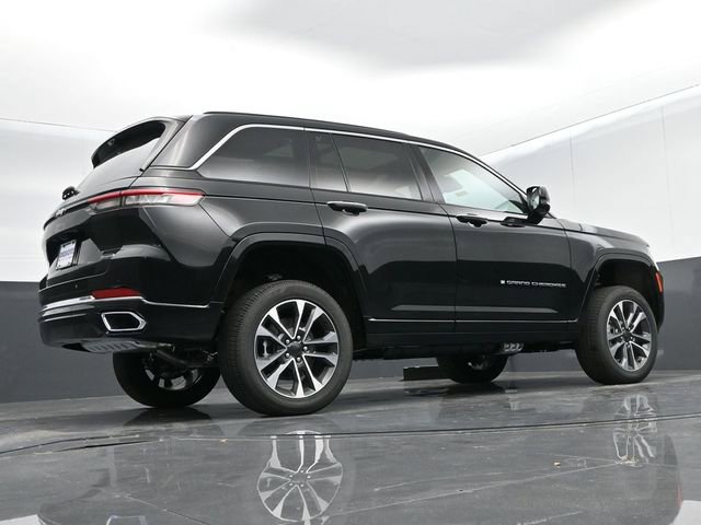 Used 2024 Jeep Grand Cherokee Overland w/ Advanced Protech Group III image 48