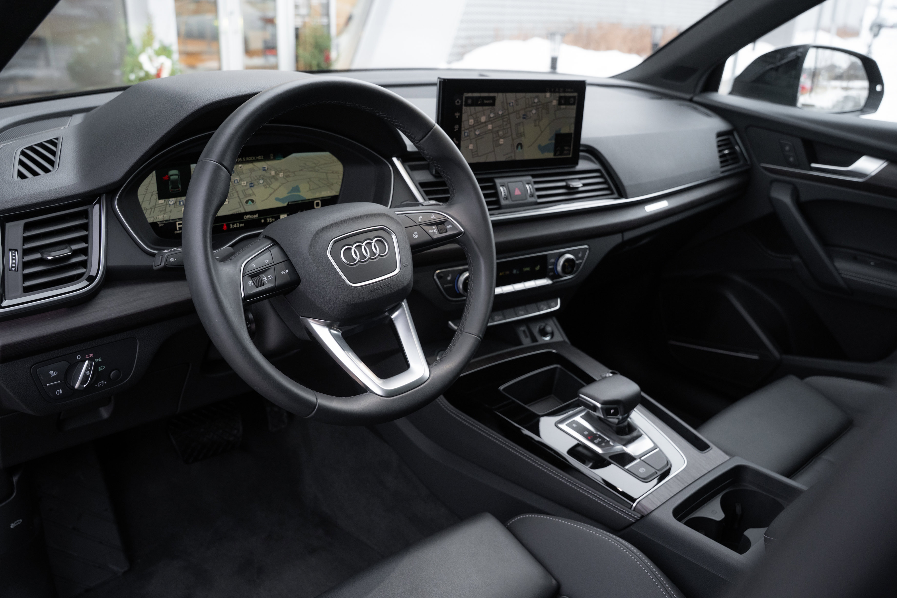 Certified 2025 Audi Q5 2.0T Premium Plus w/ Premium Plus Package image 10