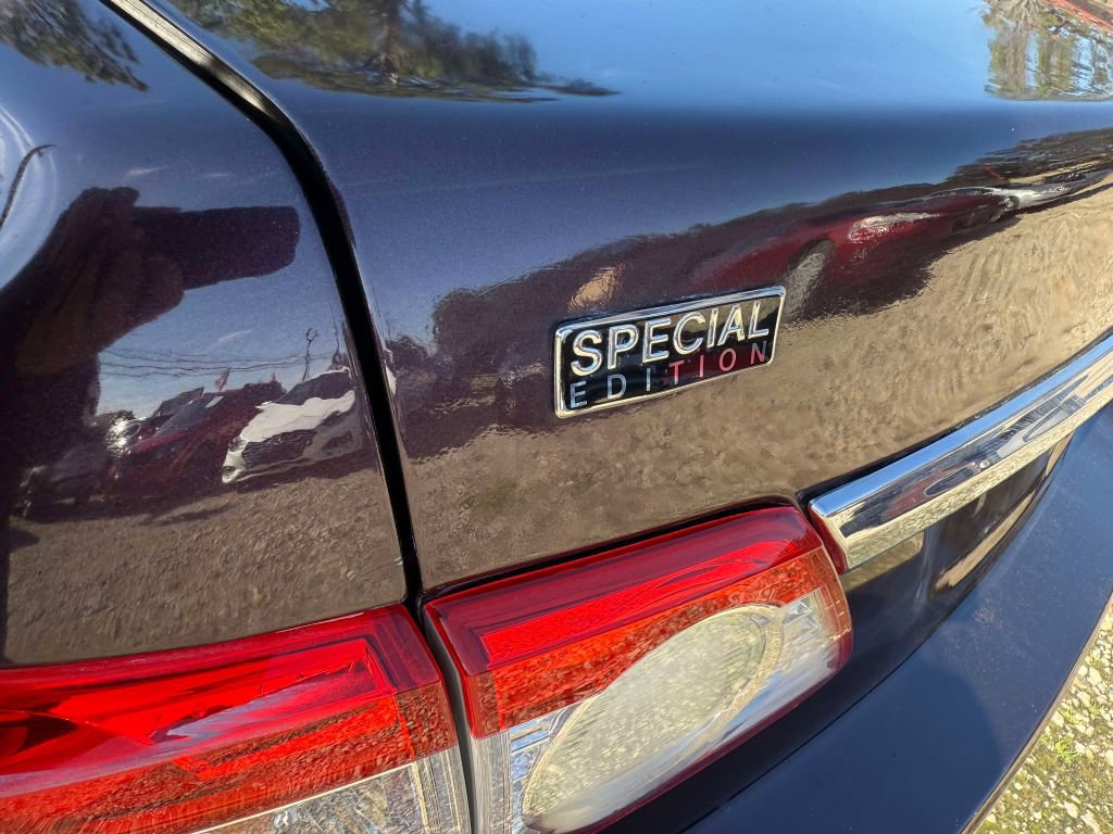 Used 2013 Toyota Corolla image 14