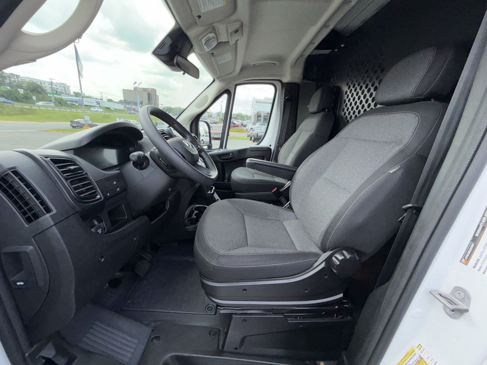 Used 2025 RAM ProMaster 2500 w/ U-Haul Equipment Group FWD image 13