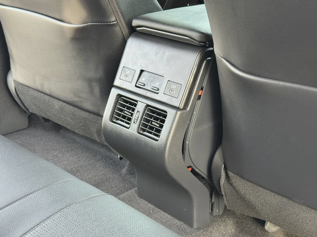 Used 2024 Subaru Solterra AWD/4WD image 22