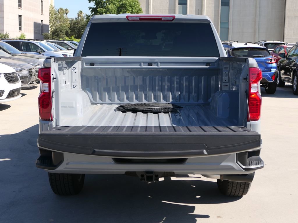 Used 2025 Chevrolet Silverado 1500 Custom image 7
