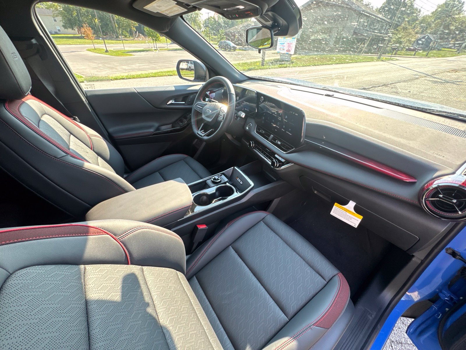 New 2027 Chevrolet Equinox RS AWD/4WD image 32