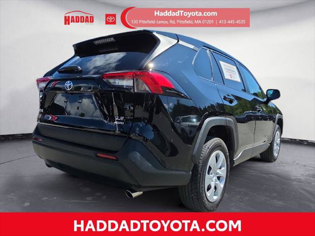 Certified 2024 Toyota RAV4 LE AWD/4WD image 6