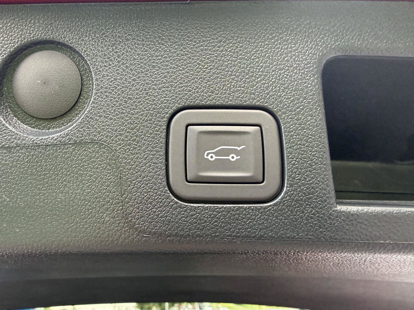 New 2027 Chevrolet Equinox LT w/ Convenience Package II AWD/4WD image 22