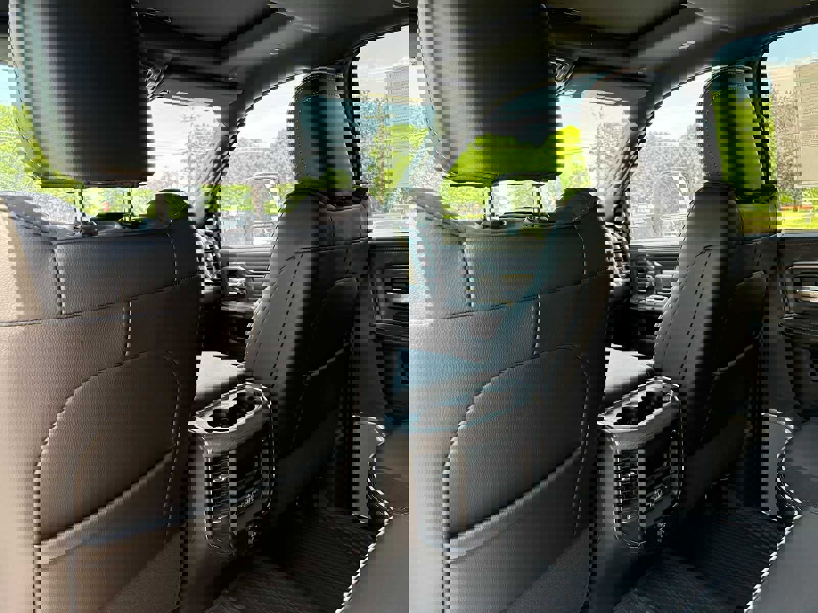 New 2025 RAM 3500 Laramie image 17