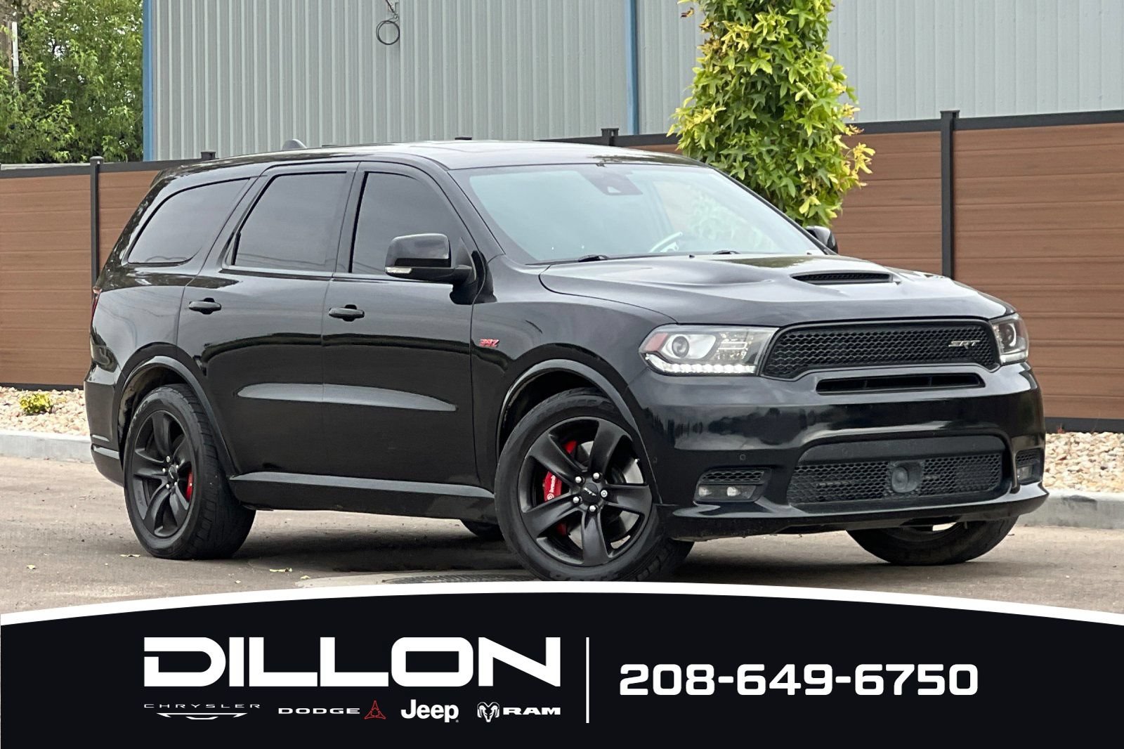 Used 2018 Dodge Durango SRT w/ Technology Group AWD/4WD image 2