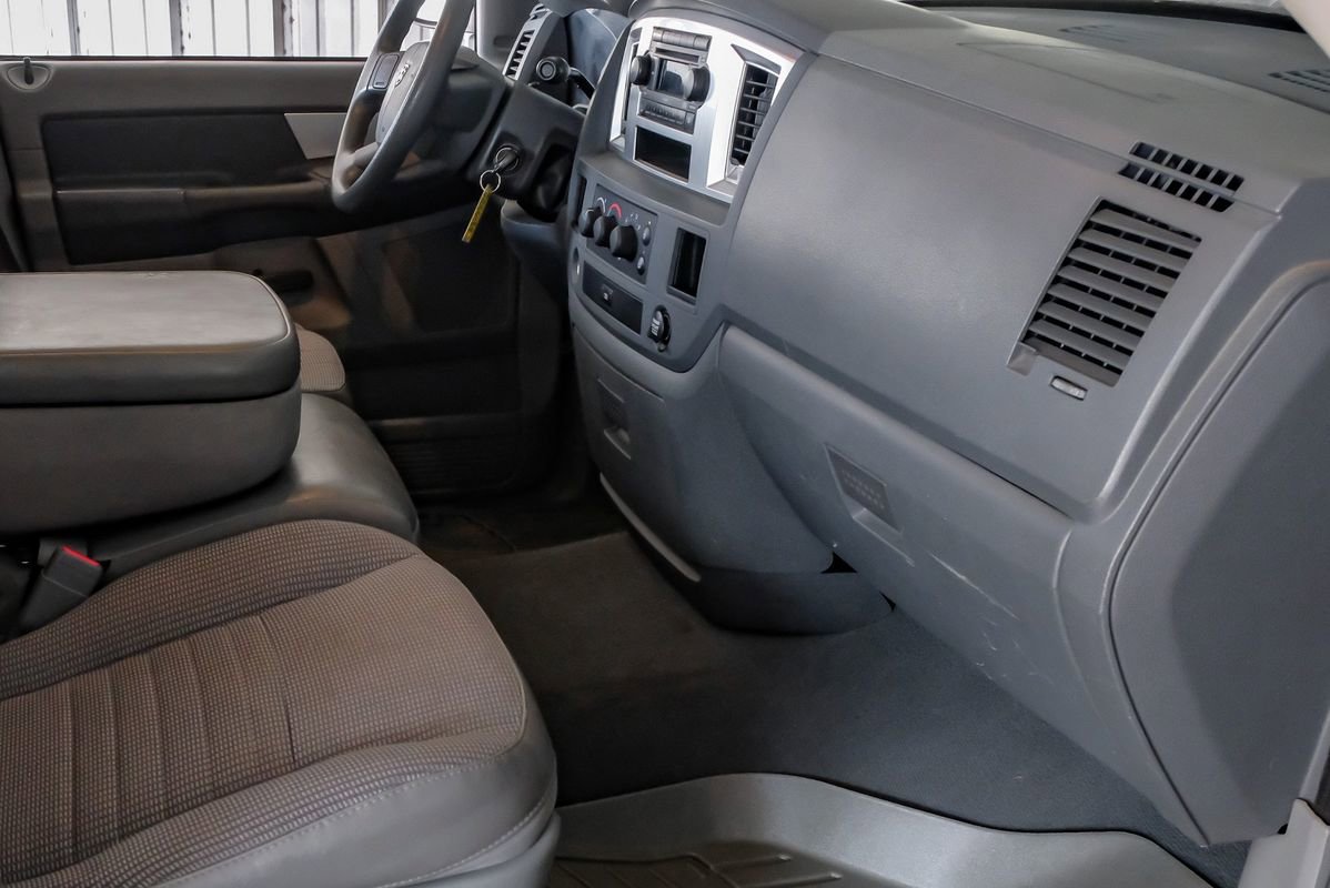 Used 2008 Dodge Ram 1500 Truck SLT image 12