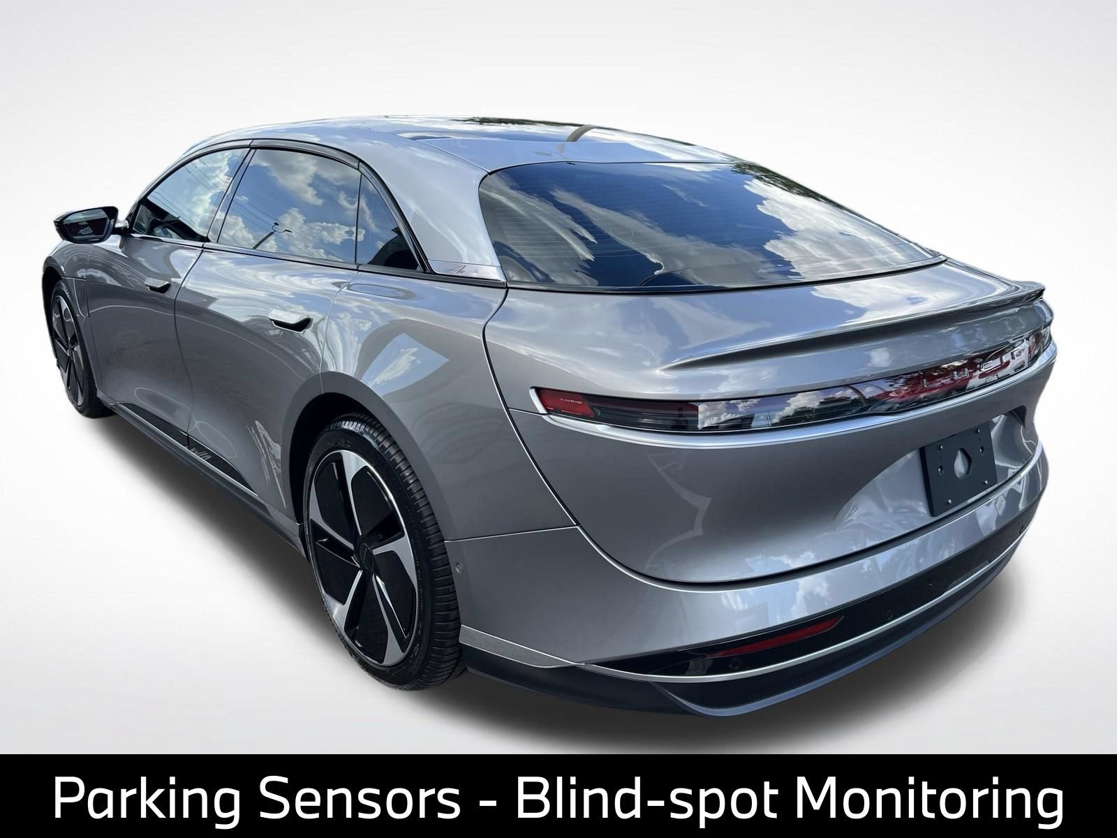 Used 2023 Lucid Air Touring AWD/4WD image 9
