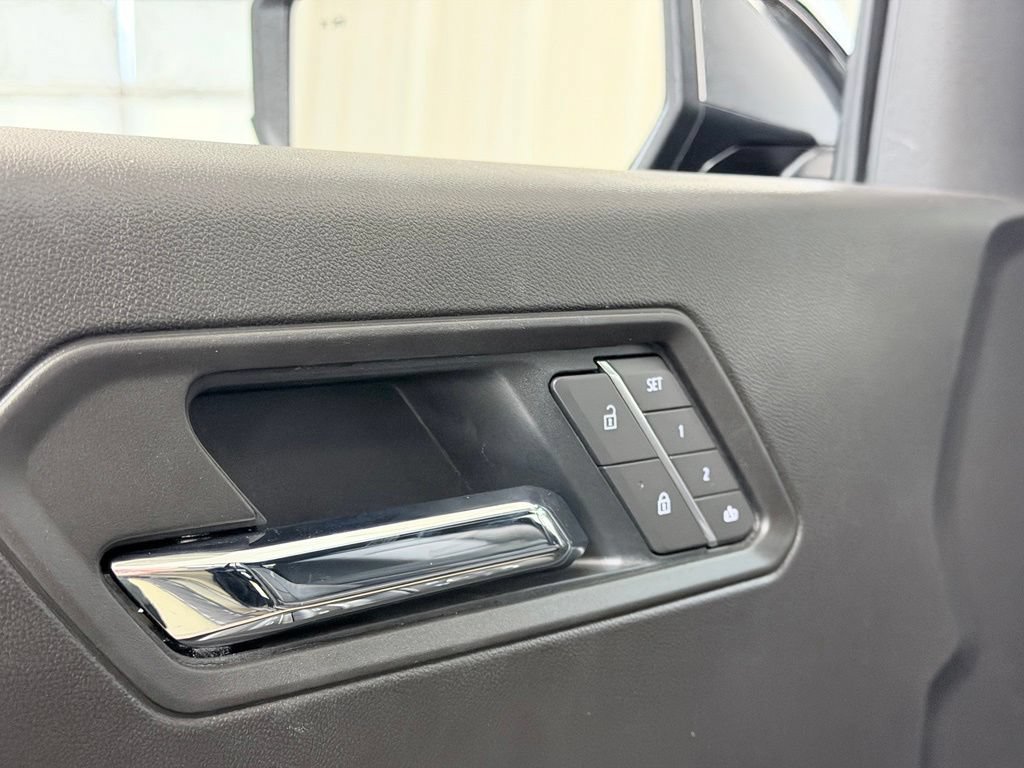 New 2026 GMC Canyon Denali w/ LPO, Denali Black Edition AWD/4WD image 10