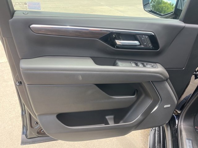 New 2025 Chevrolet Tahoe Premier w/ Sun And Tow Package image 16