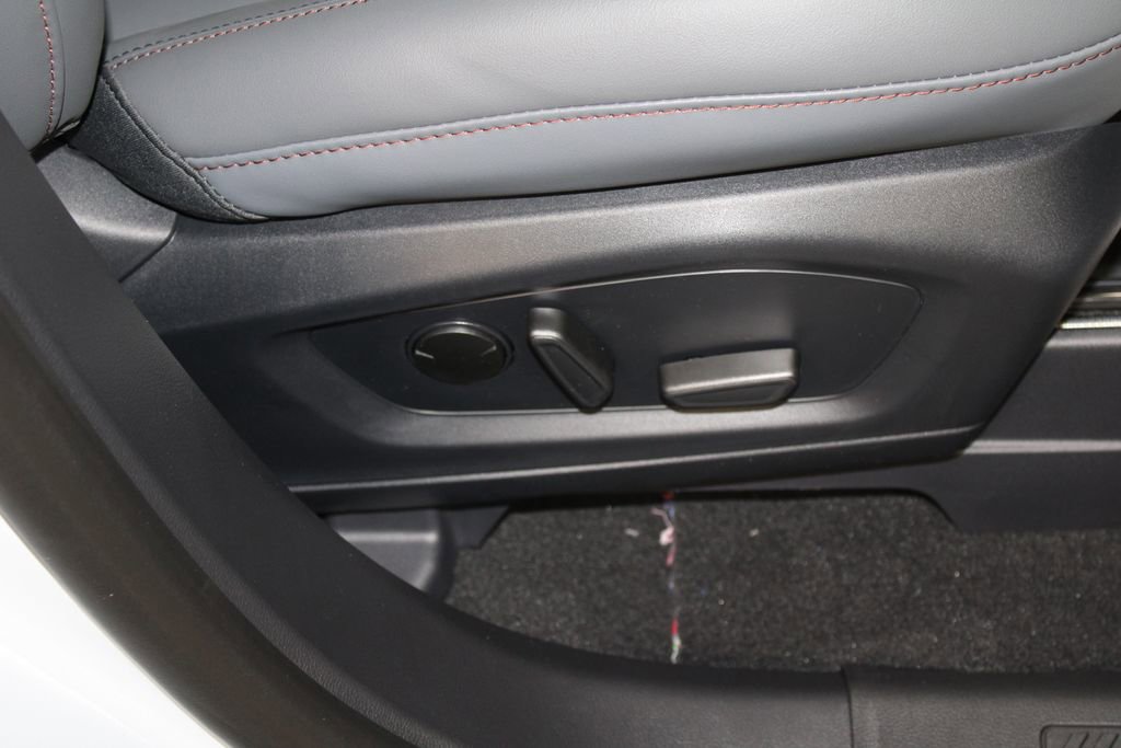 New 2026 Ford Explorer Active w/ Active Comfort Package image 31