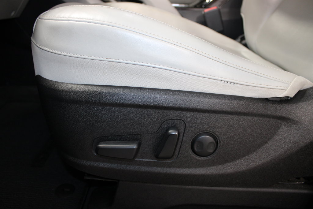 Used 2020 Kia Telluride S FWD image 24