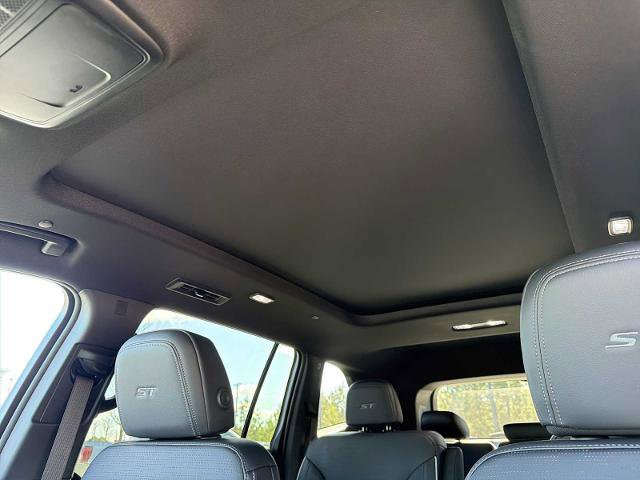 New 2026 Buick Enclave Sport Touring w/ Power Package FWD image 19