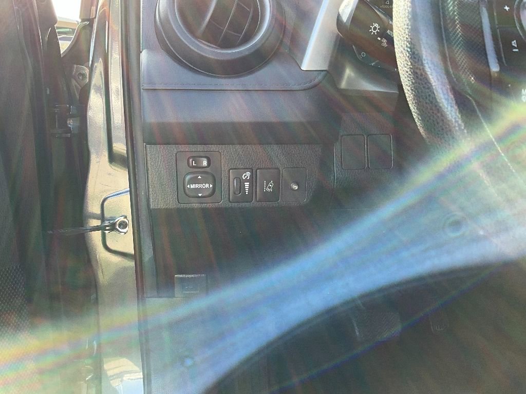 Used 2017 Toyota RAV4 LE image 13