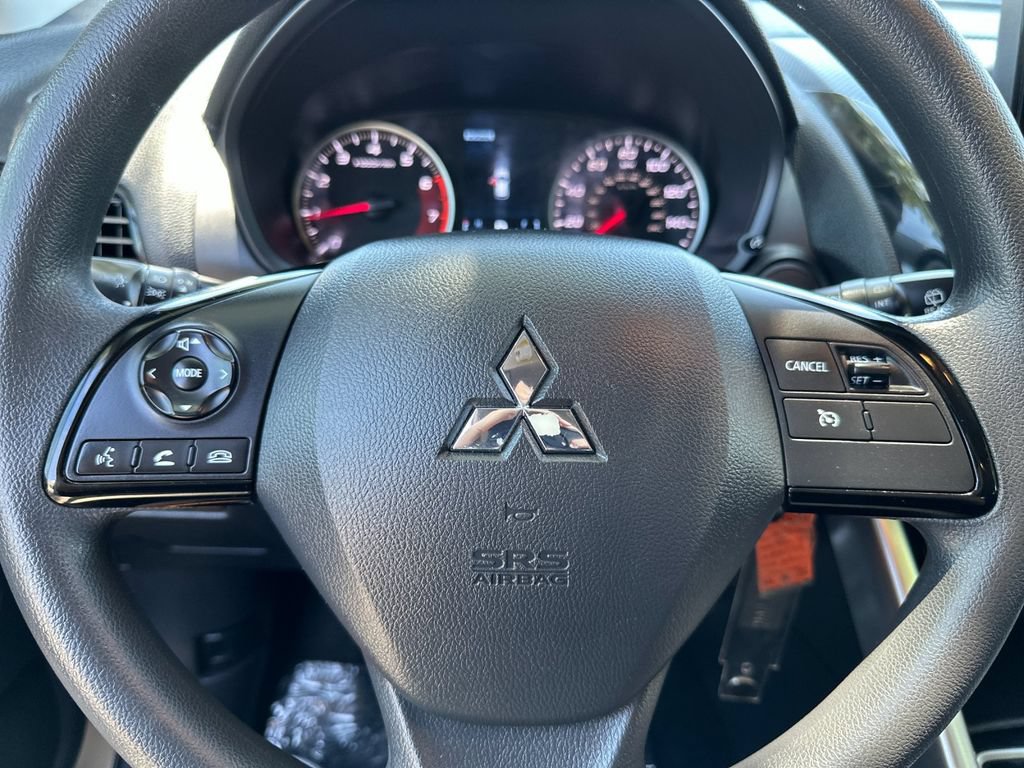 Used 2022 Mitsubishi Eclipse Cross LE AWD/4WD image 21