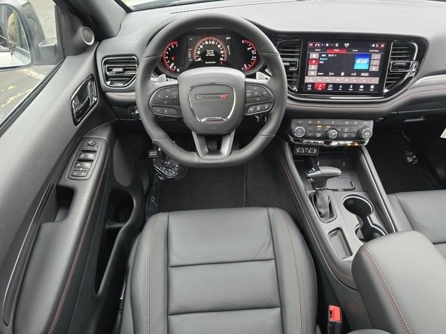 Used 2025 Dodge Durango GT image 3