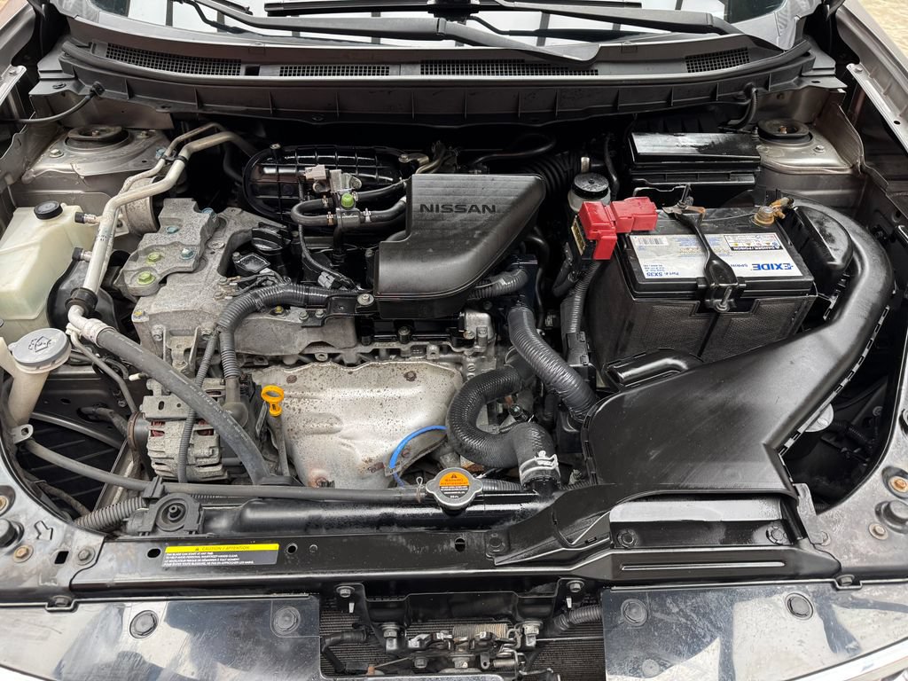 Used 2014 Nissan Rogue S w/ Convenience Package AWD/4WD image 18