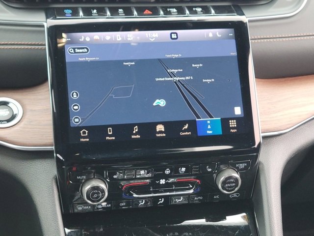 Used 2024 Jeep Grand Cherokee Summit w/ High Altitude Package image 11