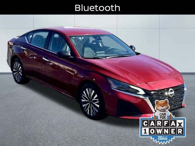 Certified 2025 Nissan Altima 2.5 SV image 3