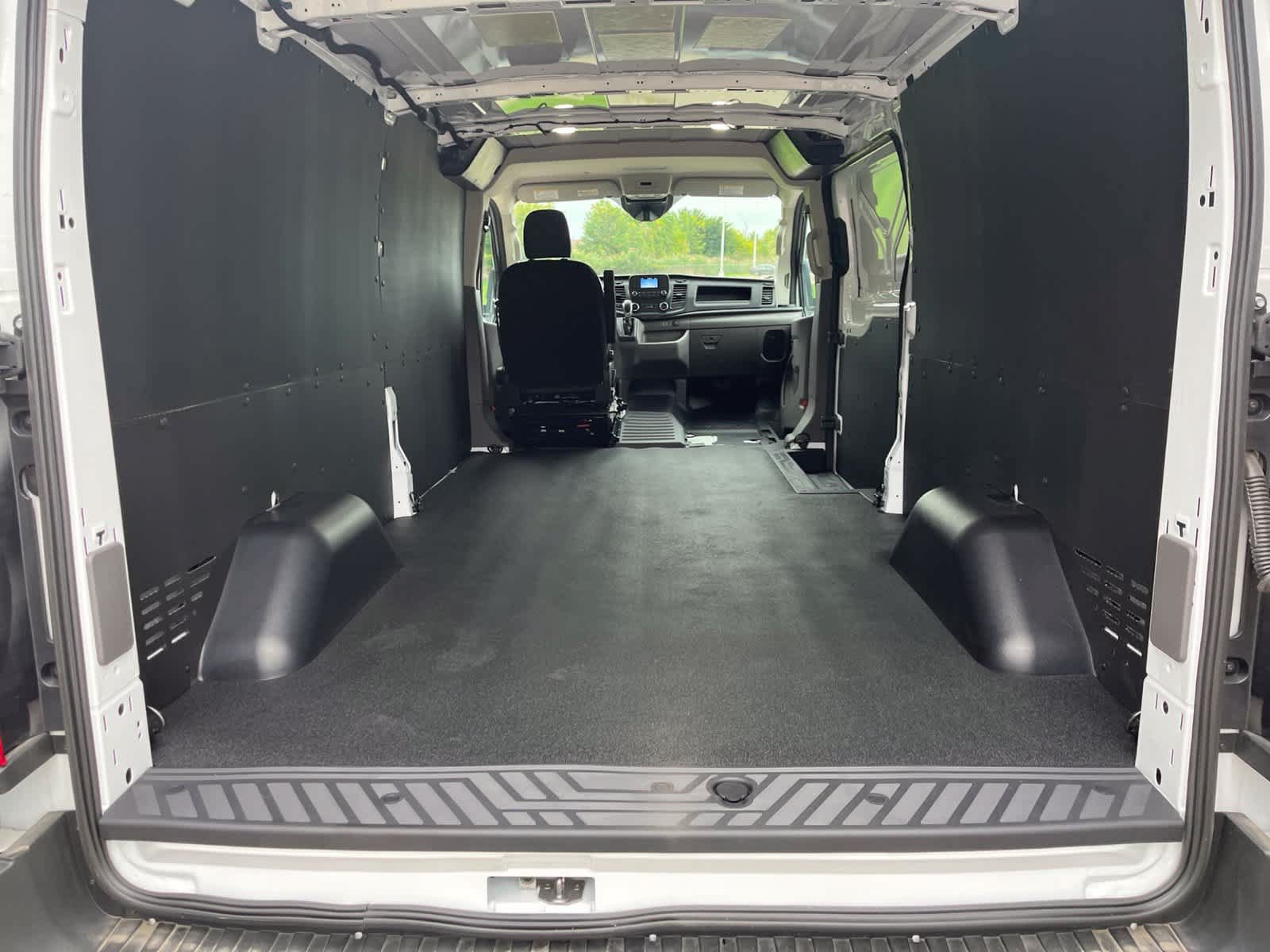 Used 2024 Ford Transit 350 148 Low Roof AWD w/ Load Area Protection Package image 18