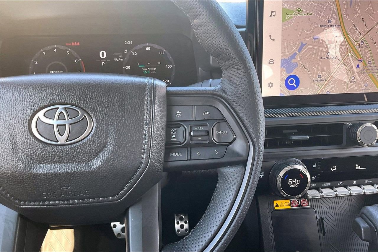 Used 2025 Toyota Tacoma TRD Pro image 32