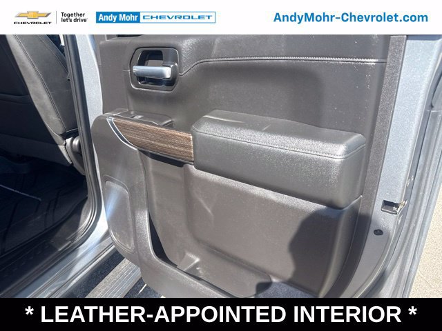 Used 2019 Chevrolet Silverado 1500 LT Trail Boss AWD/4WD image 17